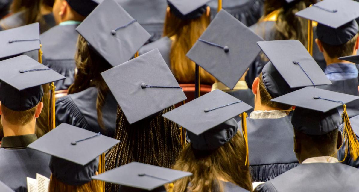 AI Commencement Speeches Are Failing 52% of 2026 Grads