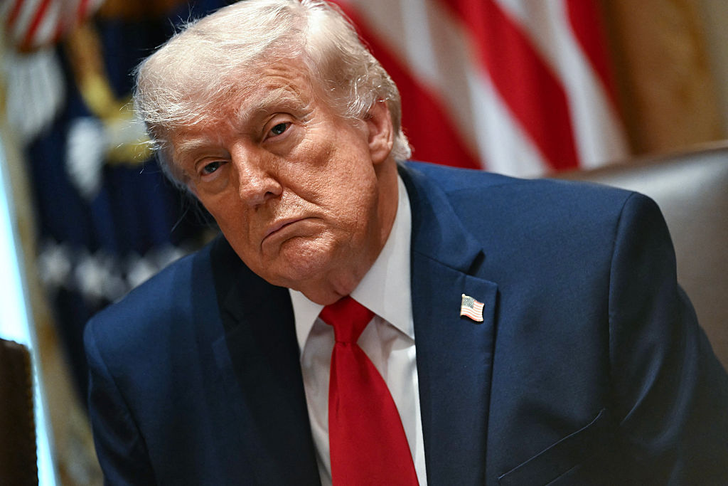 Trump Narrows AI Oversight Order and Big Tech Wins