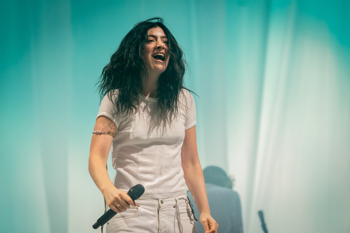 AI Glasses Are Not Sexy and Lorde Just Proved It