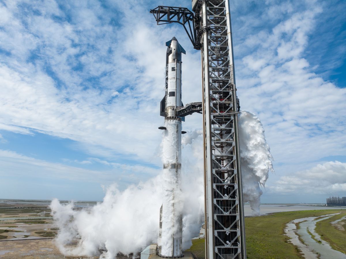 SpaceX Falls Below $135 IPO Price Before Starship Launch